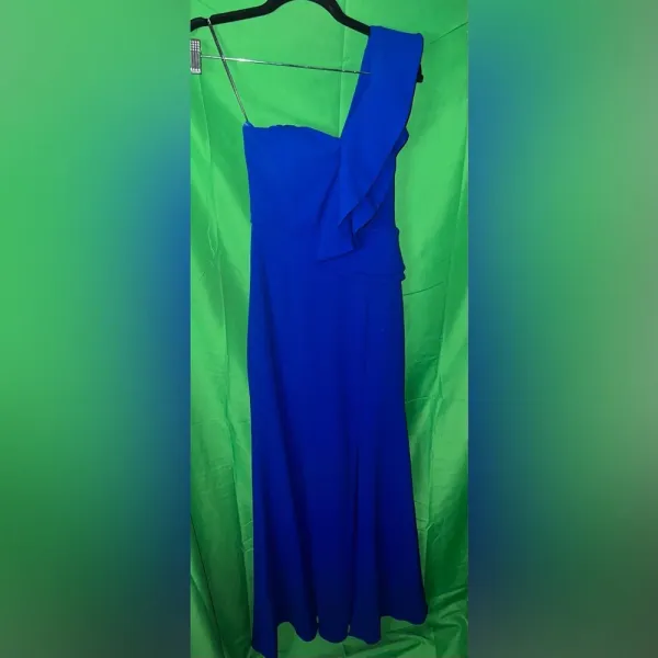 Lulus Formal Gown size XS - Image 2