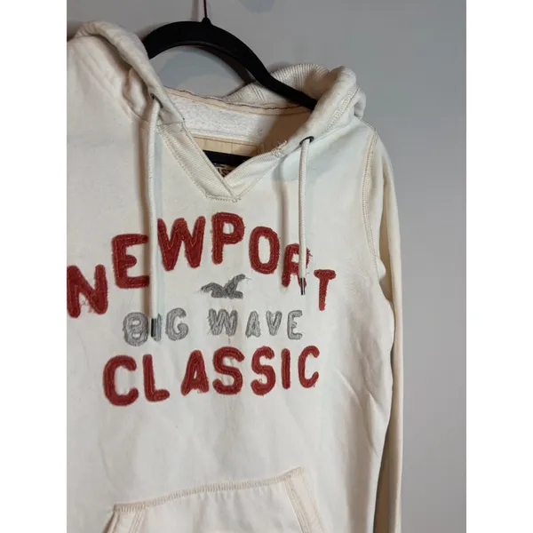 Y2K Hollister graphic hoodie - Image 3