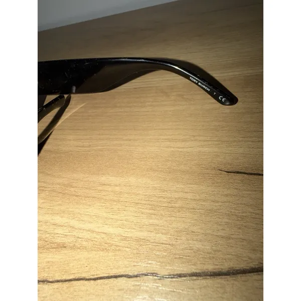 Tory Burch TY9070U Sunglasses Black Gold Dust Bag - Image 6