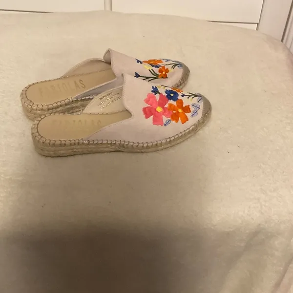 Floral Embroidered Espadrille Mules Pink Size 7.5 - Image 2
