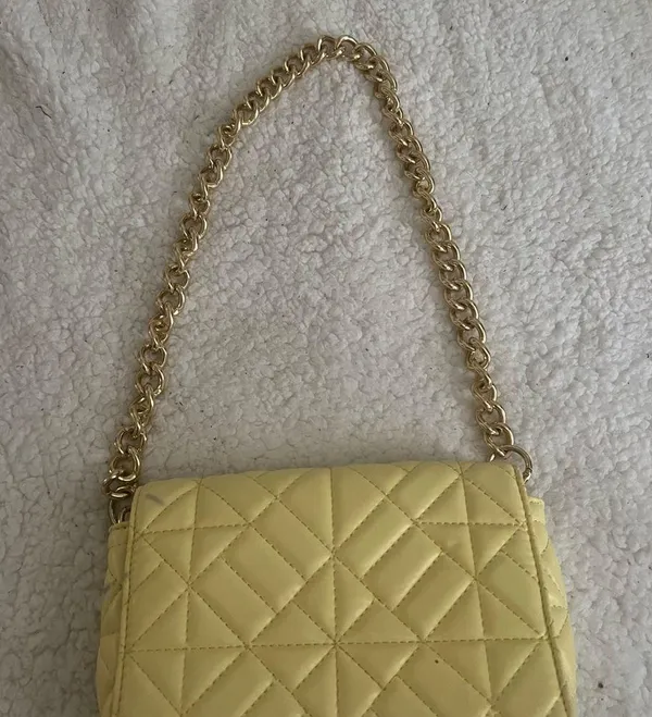 Boutique Yellow Quilted Chain Shoulder Bag - Image 4