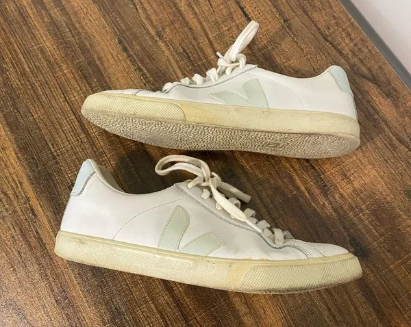 Veja White and Mint Green Sneakers size 7 - Image 3