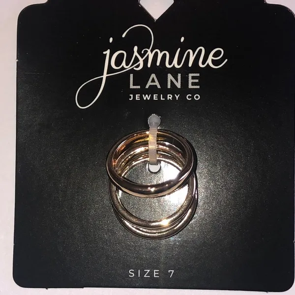 Size 7 Jasmine Lane Gold Tone Ring Triple Stack Set - Image 3