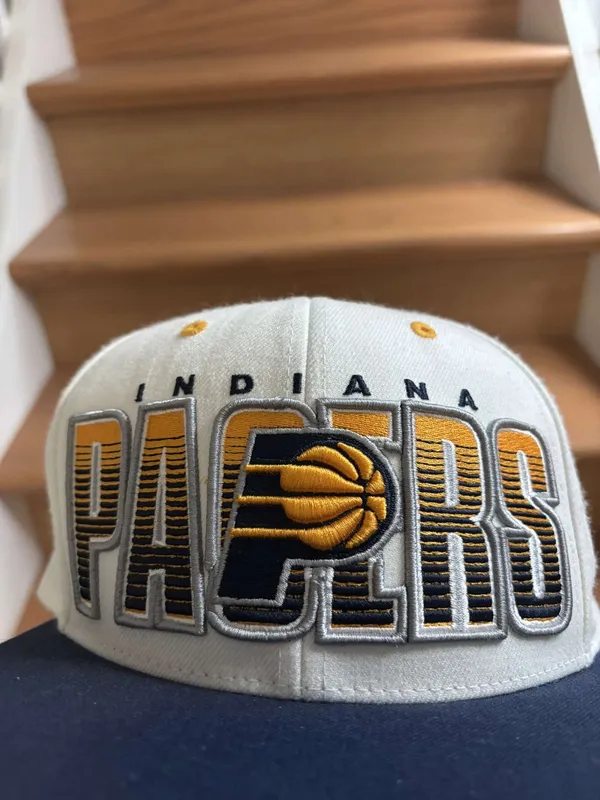 Indiana Pacers Mitchell & Ness NBA SnapBack Hat - Image 3