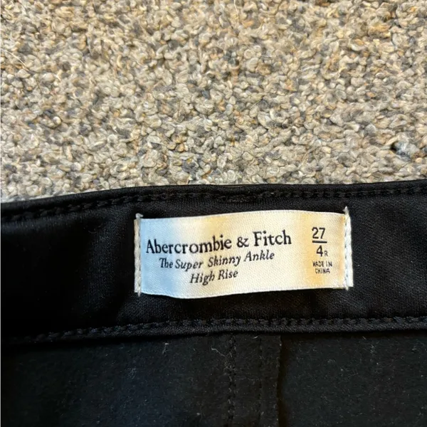 Abercrombie Curve Love Jeans - Image 2