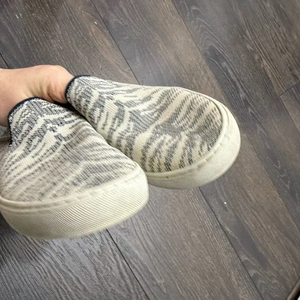 Rothy’s Women’s 8 Maritime Tiger Slip on Sneakers Shoes - Image 6