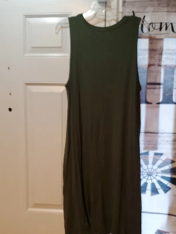 Time and Tru Olive Sleeveless Maxi Dress - Image 3