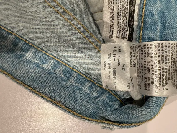 Levi’s Shorts Denim 501 - Image 4