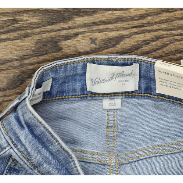 NWT Universal Thread High-Rise Skinny Jeans 88008499 Light Wash Blue 00 Short - Image 7