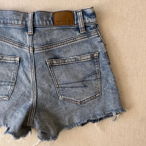 American Eagle 90s Boyfriend Shorts 000 Blue Distressed Highest Rise‎ Denim - Image 8