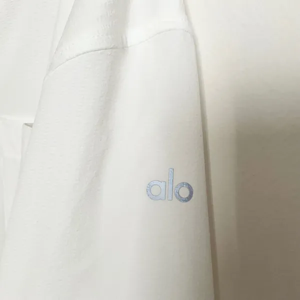 Alo Yoga Dreamscape Button Down Long Sleeve White M - Image 4