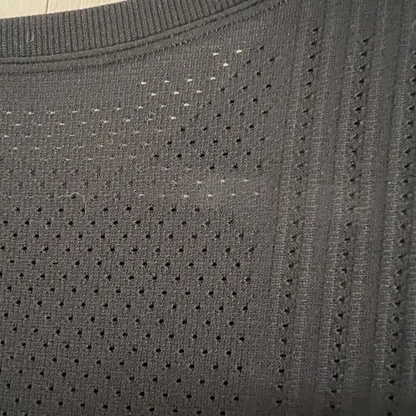 Lululemon Train to Be Tank Top Black / Black Size Medium - Image 5