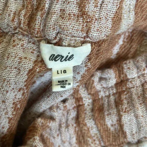 Aerie Ikat Print Paperbag Waist Shorts Tan White Boho Tassel Drawstring Size L - Image 4