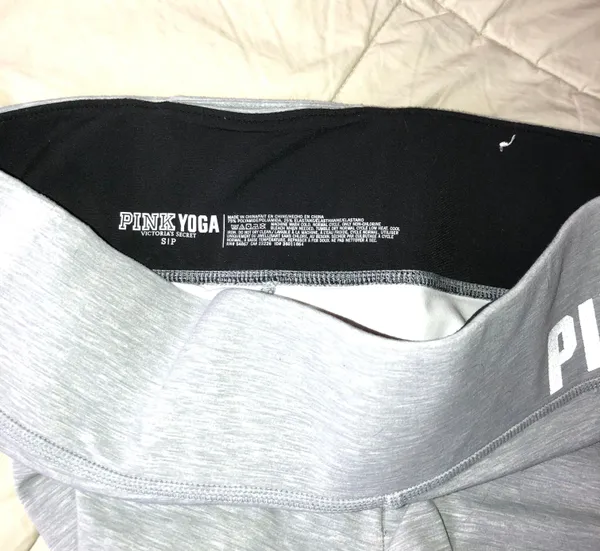Victoria's Secret PINK Yoga Holo Leggings - Image 7