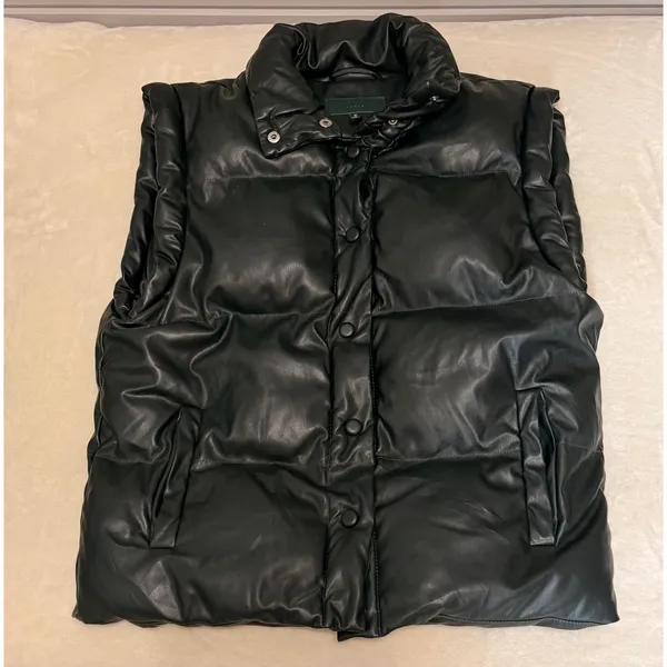 BlankNYC Easy Street Faux Leather Puffer Vest Green Quilted Snap Front Small - Image 3