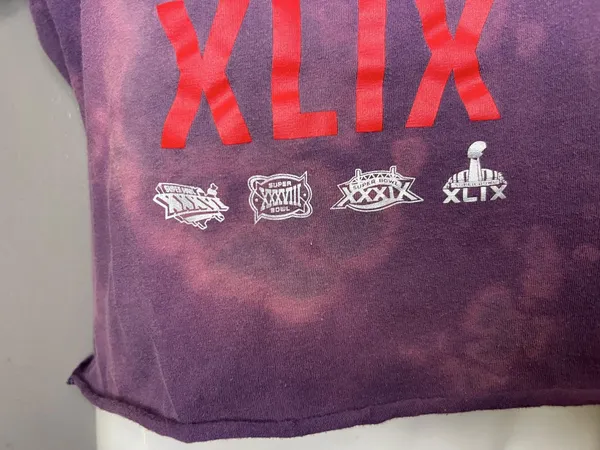 New England Patriots Shirt Womens Small Purple NFL Football Super Bowl Nike Tee - Image 6