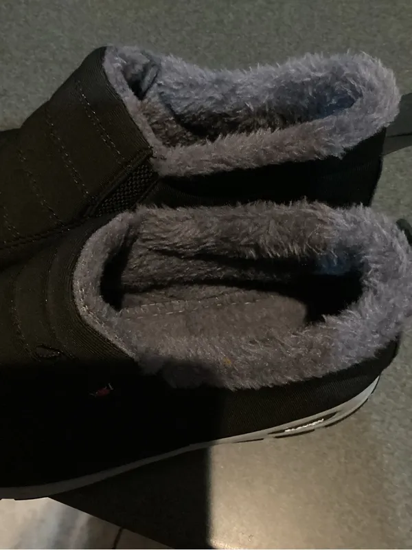 Womens Black Fleece-Lined Slip-On Shoes - Image 6