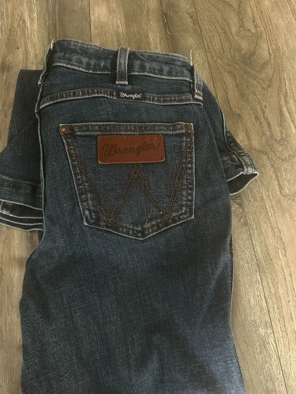 Wrangler Flare Jeans - Image 2