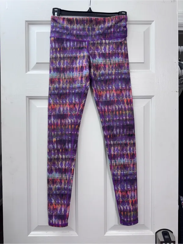 ALO Yoga Purple Multicolor Patterned Leggings - Image 4
