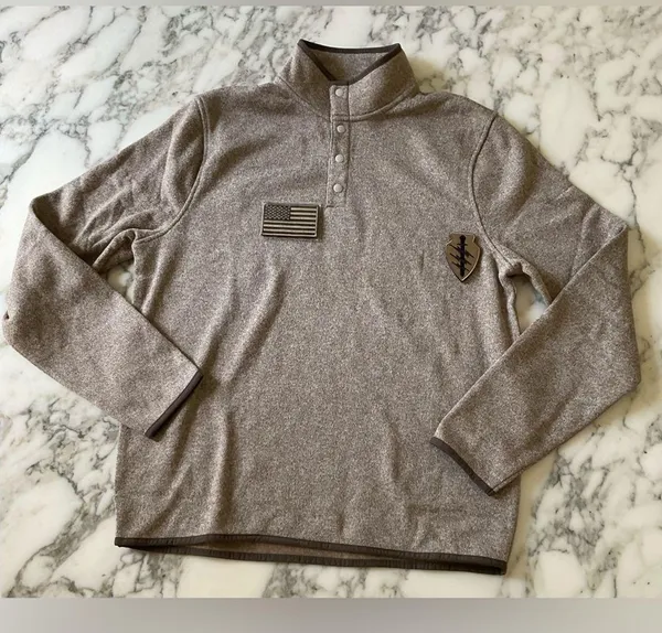 NWT J crew Marled fleece half-snap pullover Sz M Sold Out - 3 cuts box cutter - Image 3