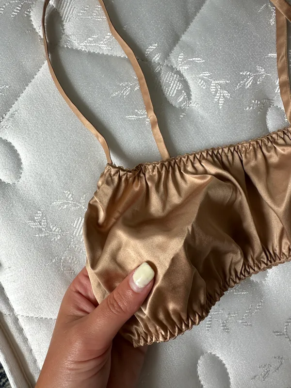 SKIMS Bralette - Image 3