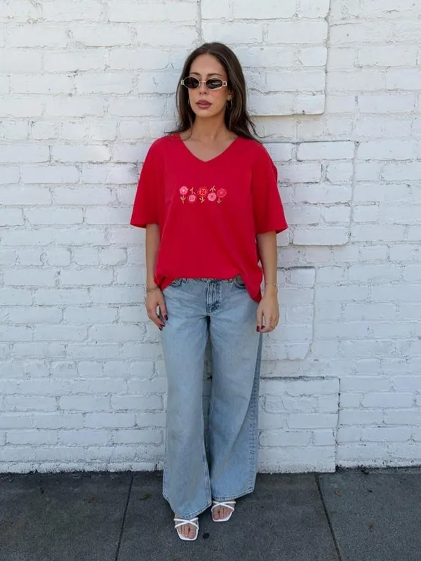 Vtg fresh produce 90s Red floral graphic tee Sz XL #retro #grandmacore #hippie -small stain on the front - Image 2