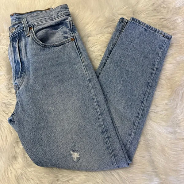 Levi’s 501 S Original Fit Jeans Size 26 / 2 Distressed Light Wash Straight Leg - Image 4