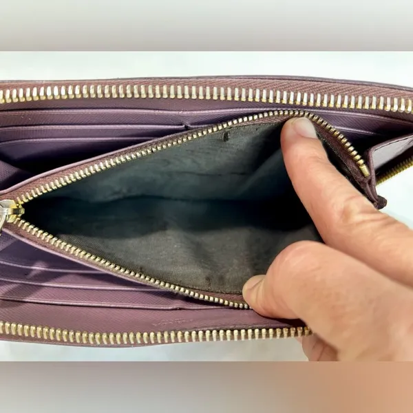 Prada Purple Saffiano Leather Zippy Wallet - Image 7
