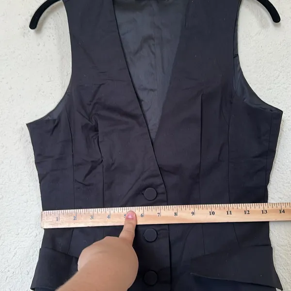 JULIET House of CB BLACK SLEEVELESS TUXEDO TOP‎ USD $139 size M vest - Image 6