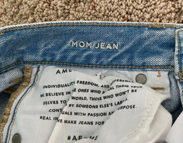 American Eagle ‼️ Mom Jean‼️ - Image 8