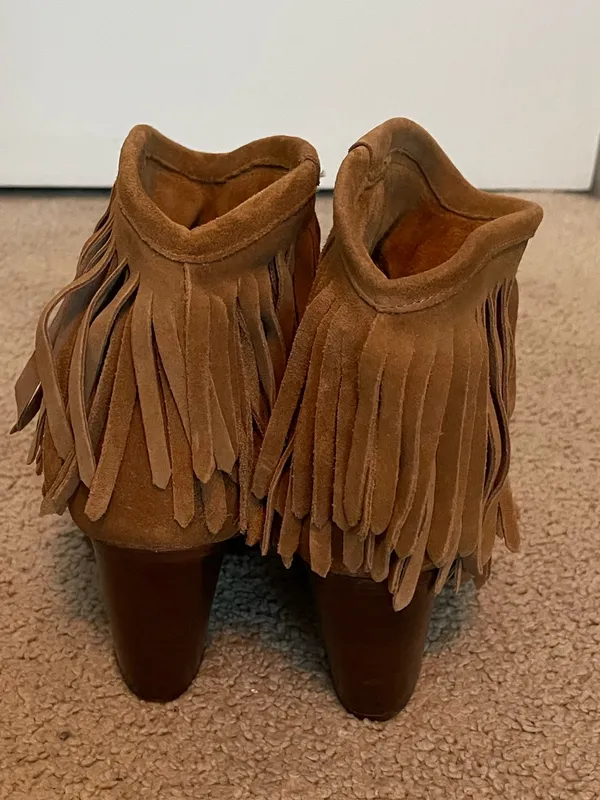 FRYE Ilana Fringe Leather Biscuit Cowgirl Western Booties Size 9.5 B - Image 3