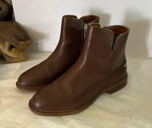 FRANCO SARTO (7) BROWN LEATHER ANKLE BOOT WITH SIDE ZIP PREOWNED - Image 3