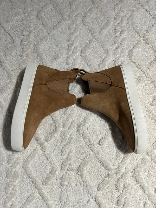 Ugg shoes size 7 - Image 6