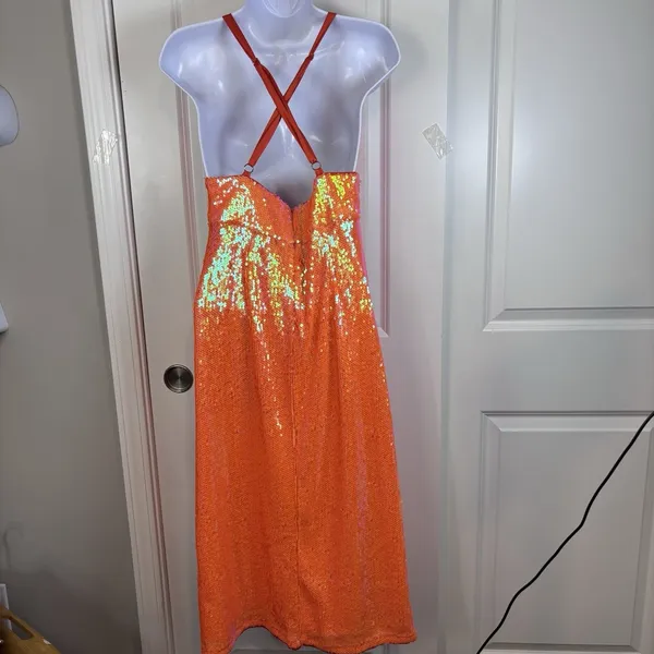Song of Style x Revolve Women's Orange Sequin Halter Open Back Midi Dress Small - Image 2