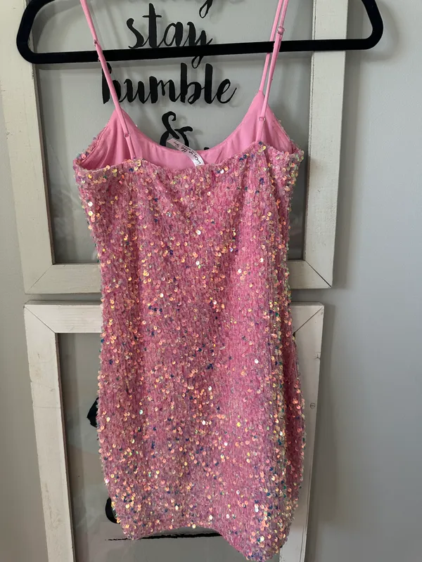 Iridescent Sequin Bodycon Dress - Image 3