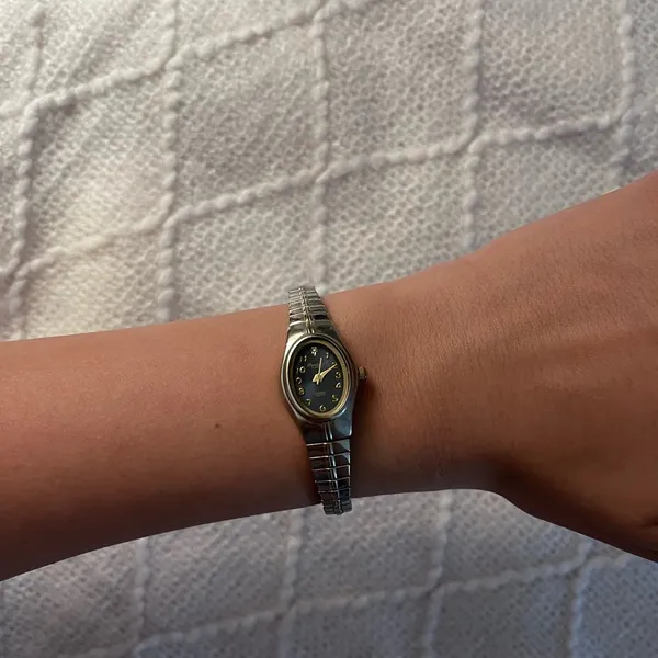 Vintage Silver & Navy Quartz Bracelet Watch - Image 3