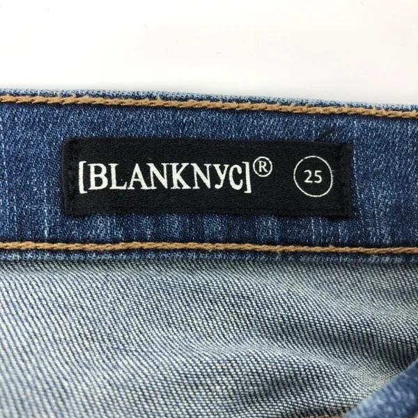 BlankNYC Faded Light Wash Denim Skirt A-Line‎ Raw Hem Mini Skirt Size 25 - Image 9