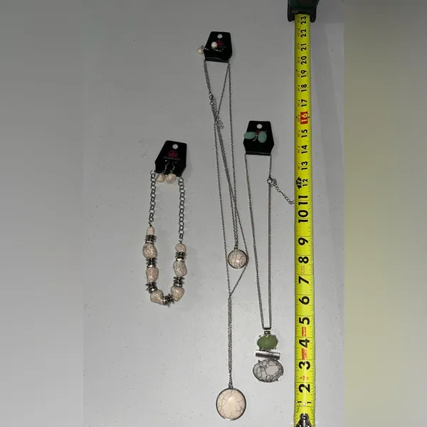NWT Paparazzi 6 pc Bundle Jewelry Set - Image 2