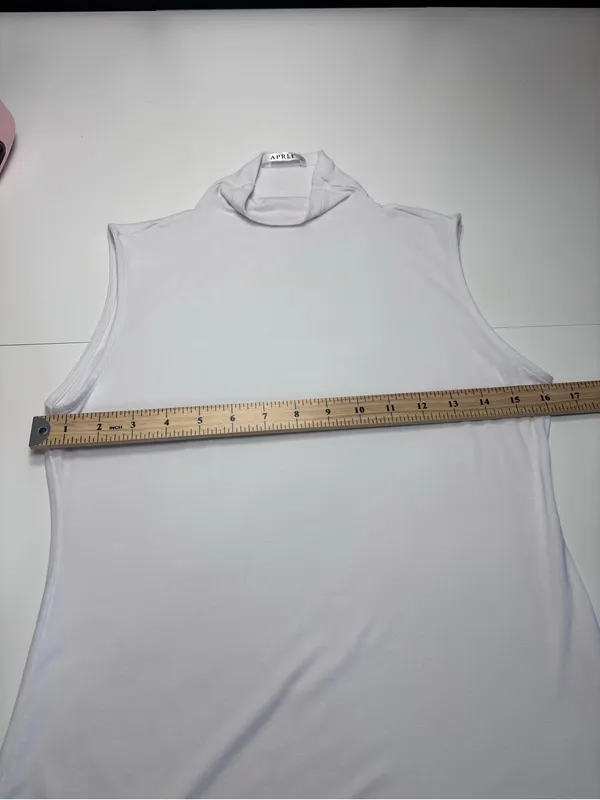 APRLL White Sleeveless Mock Neck Turtleneck Top Tank Size L Minimalist Style EUC - Image 4