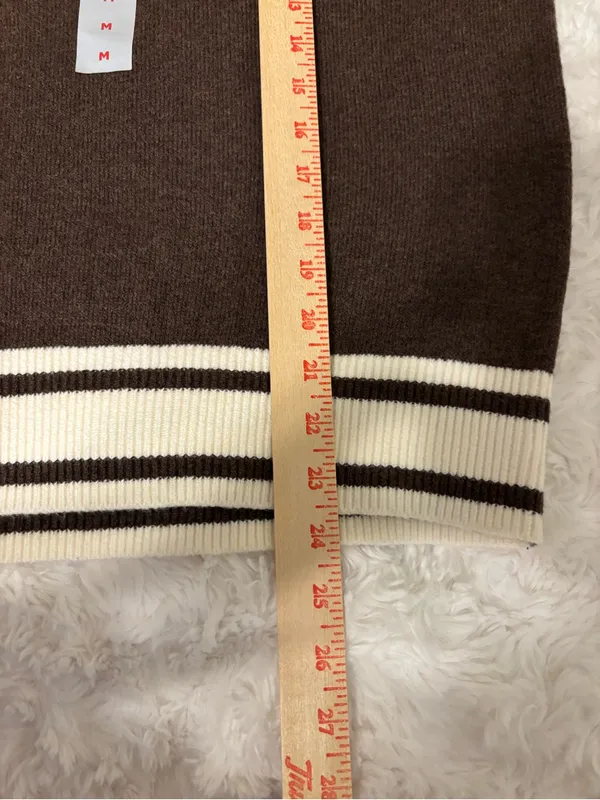 Old Navy Brown Cream V-Neck Varsity Stripe Sweater M NWT - Image 5