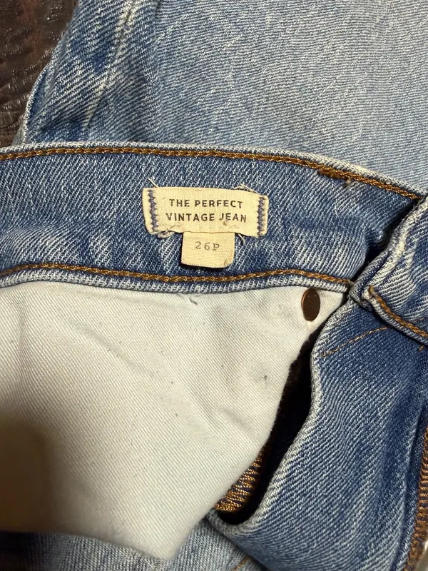 Madewell The Perfect Vintage Jean 26P Light Wash High Rise Straight Raw Hem Jean - Image 5