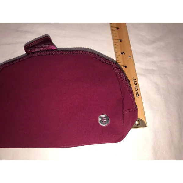 Halara Logo Casual Waist Bag Fanny Pack Burgundy Maroon Belt Bag Red Travel - Image 6