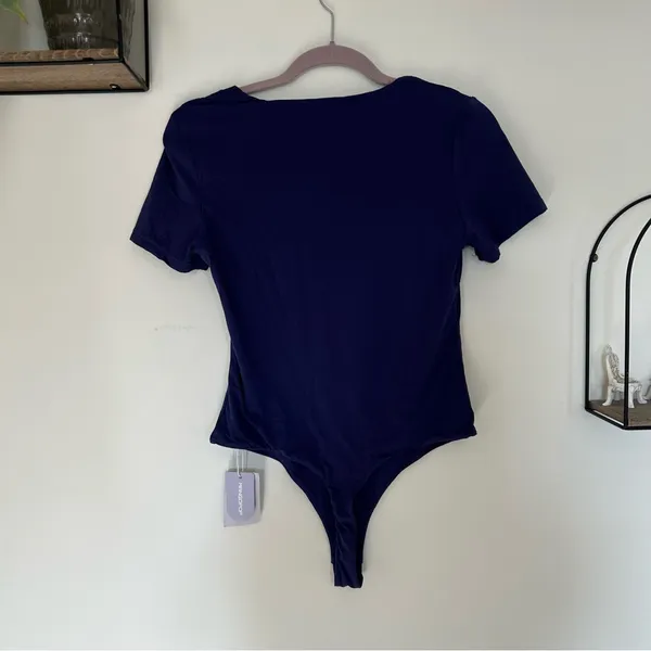 NEW‎ Mangopop Square Neck Short Sleeve Thong Bodysuit Size Large - Image 2