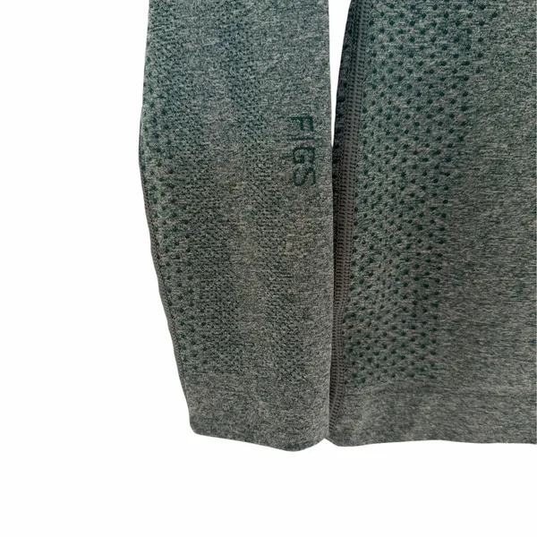 Figs Green Salta Seamless Long Sleeve Underscrub Top Shirt Sz S - Image 6