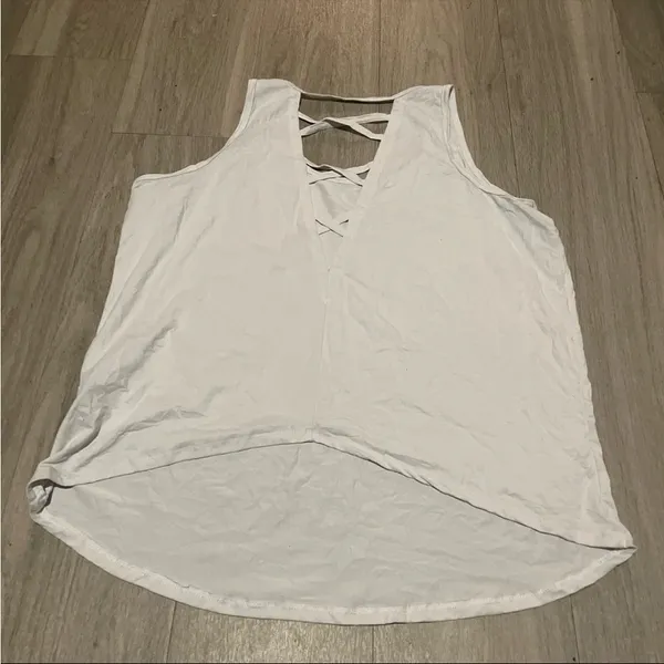 White Tank Top with Crisscross Back Size XL - Image 3