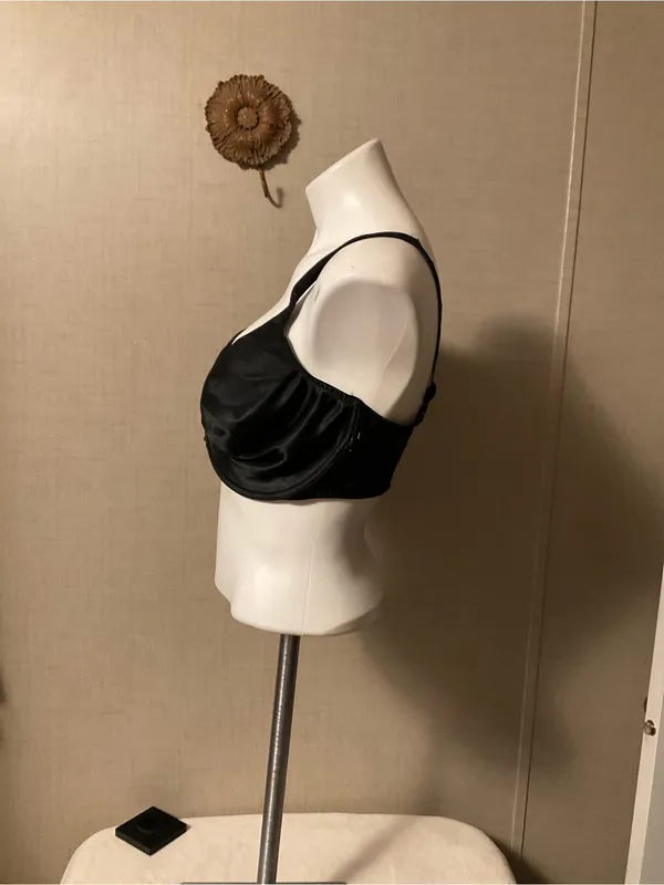 Everyday Black Support Bra - Image 4