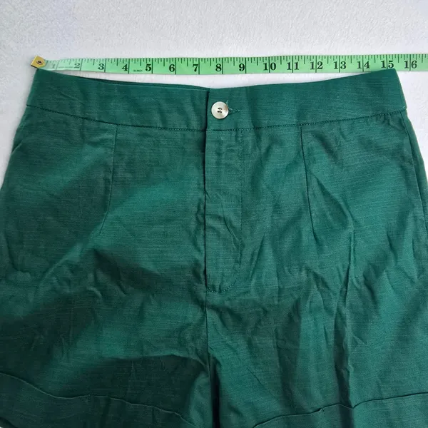 SHEIN Emerald Green High Waisted Tailored Shorts Cuffed Hem Size‎ L 8/10 - Image 6