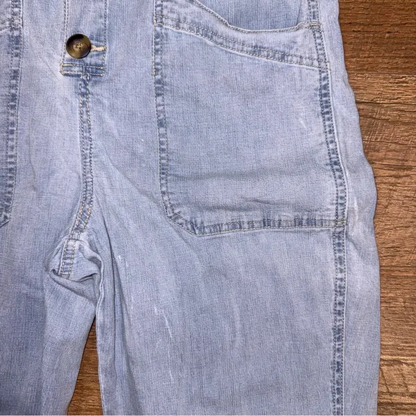 Super Cute Light Blue Button Up Denim Jumpsuit Size XS - Image 4