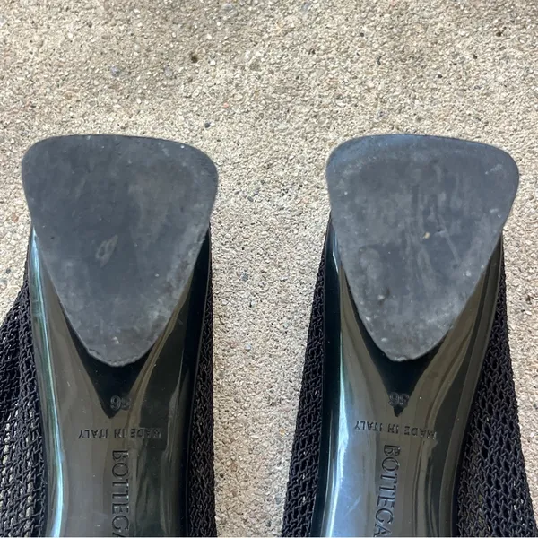 Bottega Veneta ATOMIC Net Heel Pump EUC 36 - Image 6