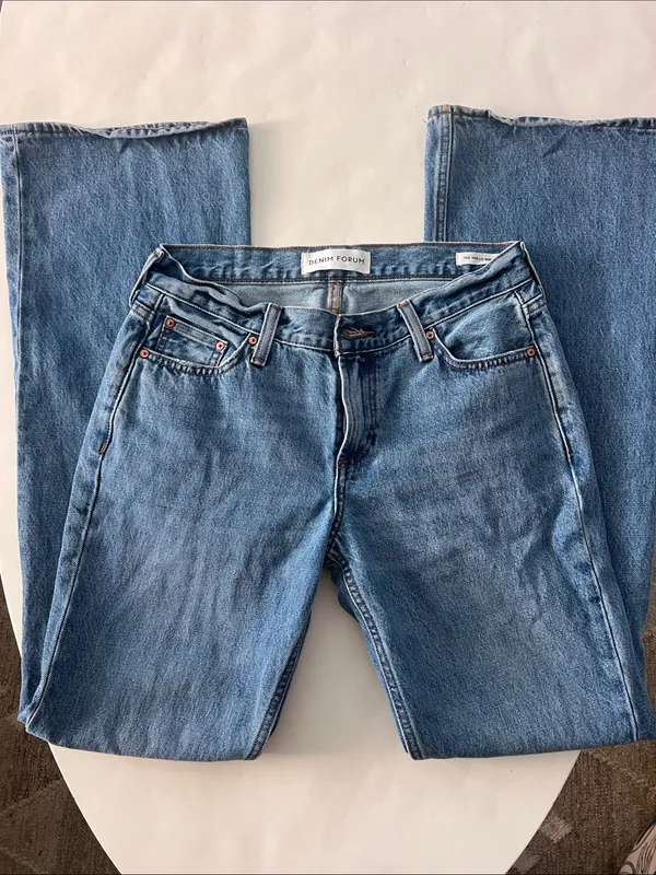 Denim Forum The '00s Lo-Rise Flare Jeans Medium Wash 5 Year Kiss n Tell 25 $138 - Image 5